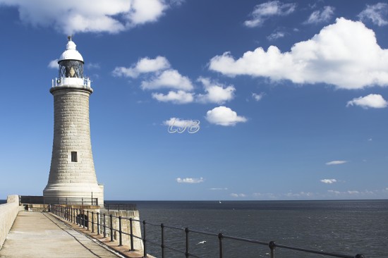 Tynemouth Lighthouse, River Tyne North Pier.
